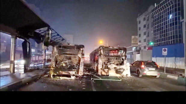 Gulf states warn US against Iran strike